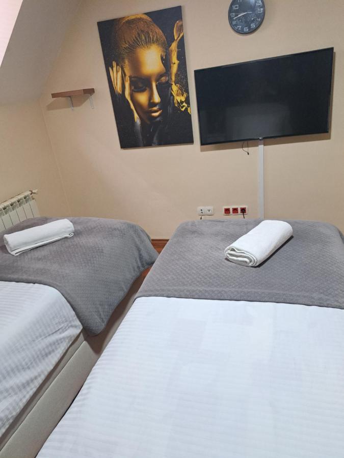 Apartman Lotos Сараєво Екстер'єр фото
