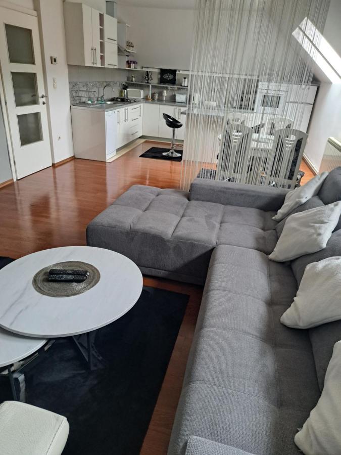 Apartman Lotos Сараєво Екстер'єр фото